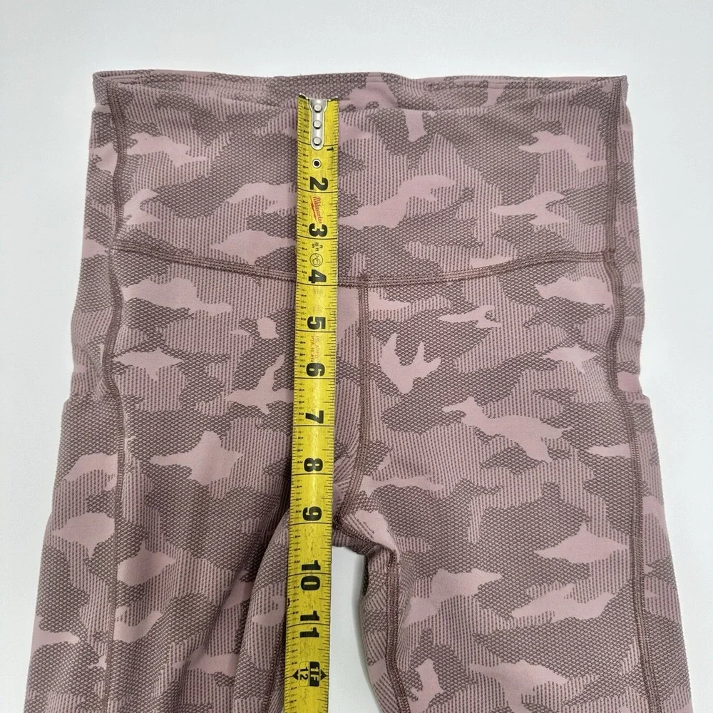 ATHLETA Womens Small TALL Pink Ultimate Stash Pocket Texture Camo Capri Leggings